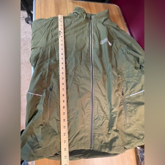 Men's Olive Green Jacket - Picture 6 of 6